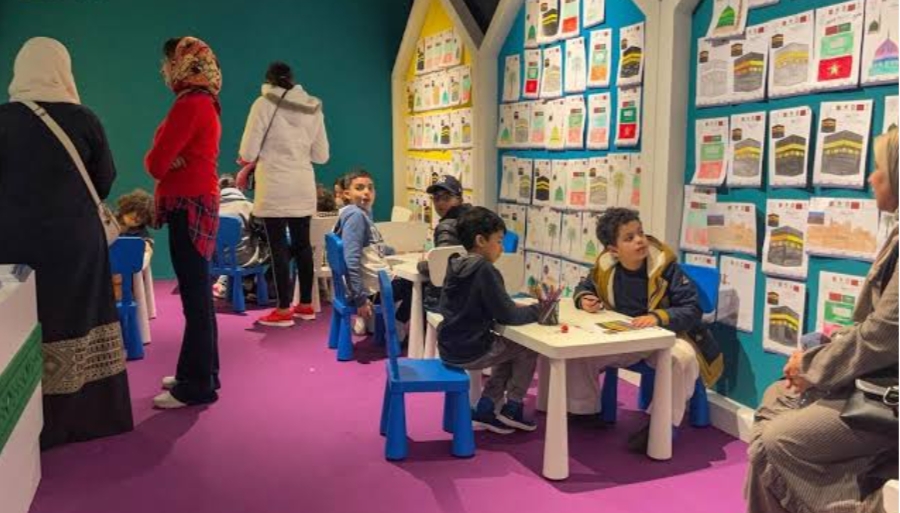 الثقافة السعودية تُطلق فعالية لغة الشعر والفنون في ساحة الكندي احتفاءً باليوم العالمي للغة العربية