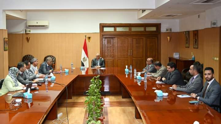 سويلم يتابع أعمال تقييم المنشآت المائية وقناطر الأفمام والحجز على الترع ، وأولويات الإحلال والصيانة