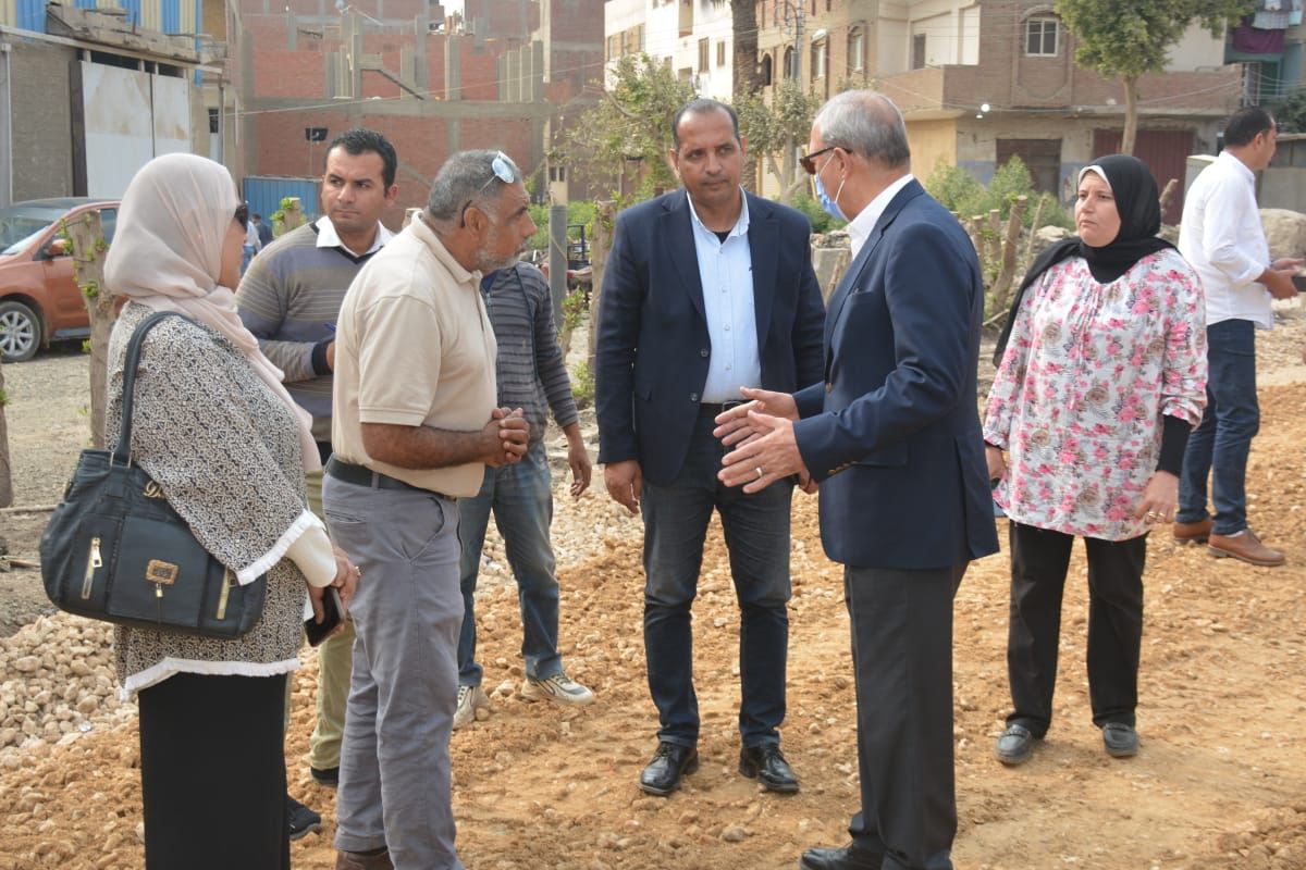محافظ القليوبية يقوم بجولة ميدانية لتفقد مشروعات مدينة القناطر الخيرية وأعمال النظافة بمدينتي شبرا الخيمة والخصوص