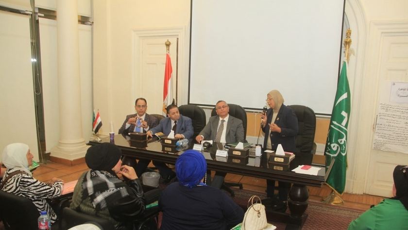 المرشح الرئاسي عبد السند يمامة يلتقى بالمرأة الوفدية