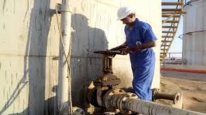 غضب بين الموظفين والعاملين بالشركة العامة للبترول لرفض الشركة تسوية حالتهم الوظيفية