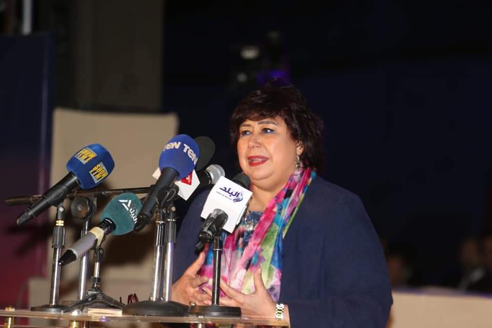 وزيرا الثقافة والسياحة والآثار ومحافظ قنا يطلقون فعاليات الدورة الثانية من مهرجان دندرة للموسيقى والغناء 