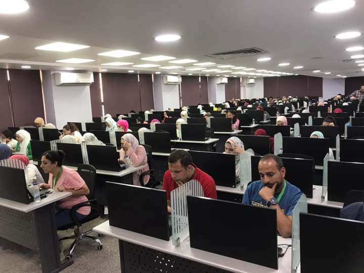 التنظيم والإدارة يبدأ اليوم تقييم المتقدمين لشغل ٣٠ ألف وظيفة معلم مساعد بوزارة التربية والتعليم حتى ٢١ أكتوبر