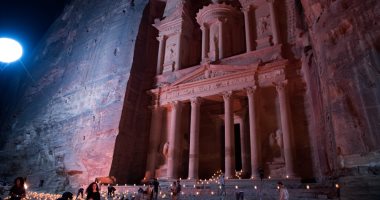 نيتفليكس تفرج عن الصور الأولي من أول عمل باللغة العربية "جن"