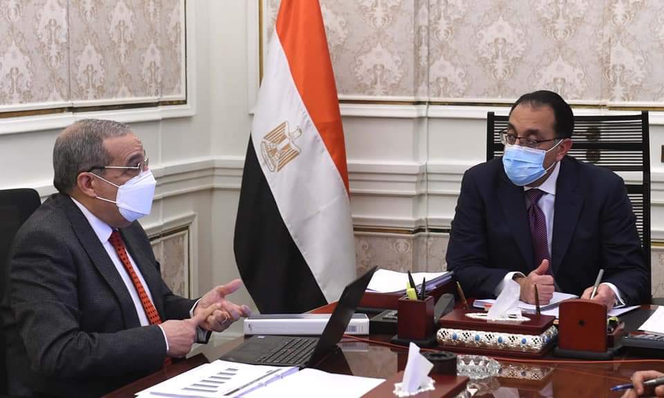 رئيس الوزراء يتابع مع وزير الإنتاج الحربي عددا من ملفات عمل الوزارة والمشروعات الجاري تنفيذها والخطط المستقبلية