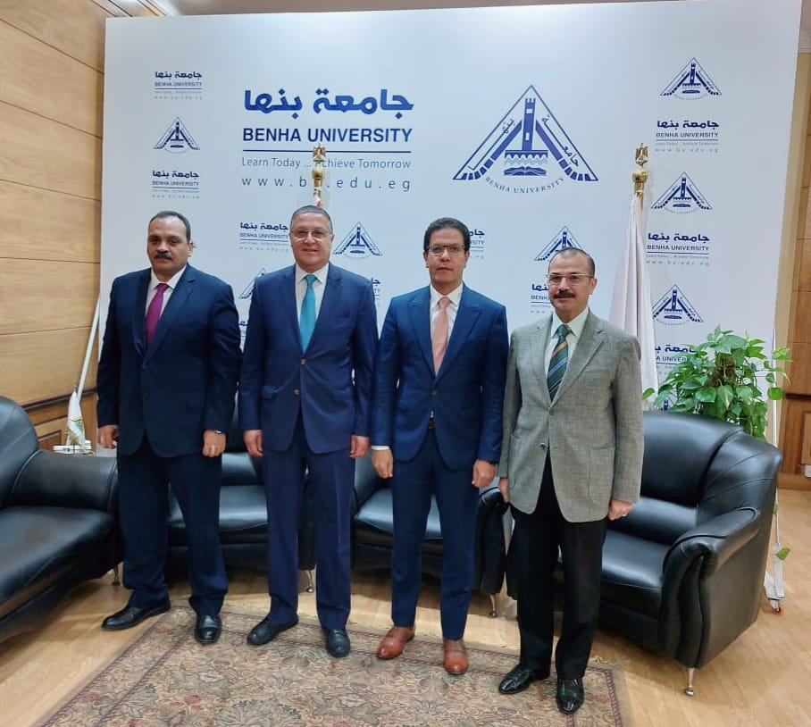 السعيد" و"الجيزاوي" يبحثان سبل التعاون بين جامعتي بنها الحكومية والأهلية.. استعداداً لبدء العام الدراسى الجديد  كتب: سامح عوض