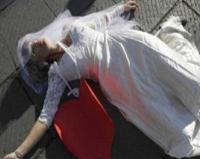 العروسة قفزت من الطابق الثالث لمحاولة الانتحار بعد إجبارها علي الزوج