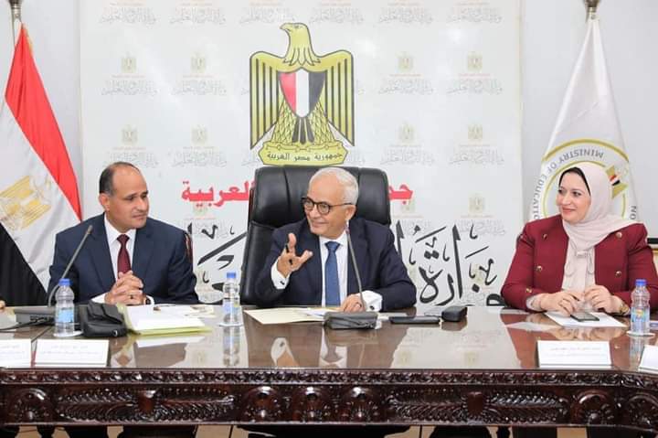 وزير التربية والتعليم ترأس اجتماع أعضاء المجلس الأعلى للأمناء والآباء والمعلمين