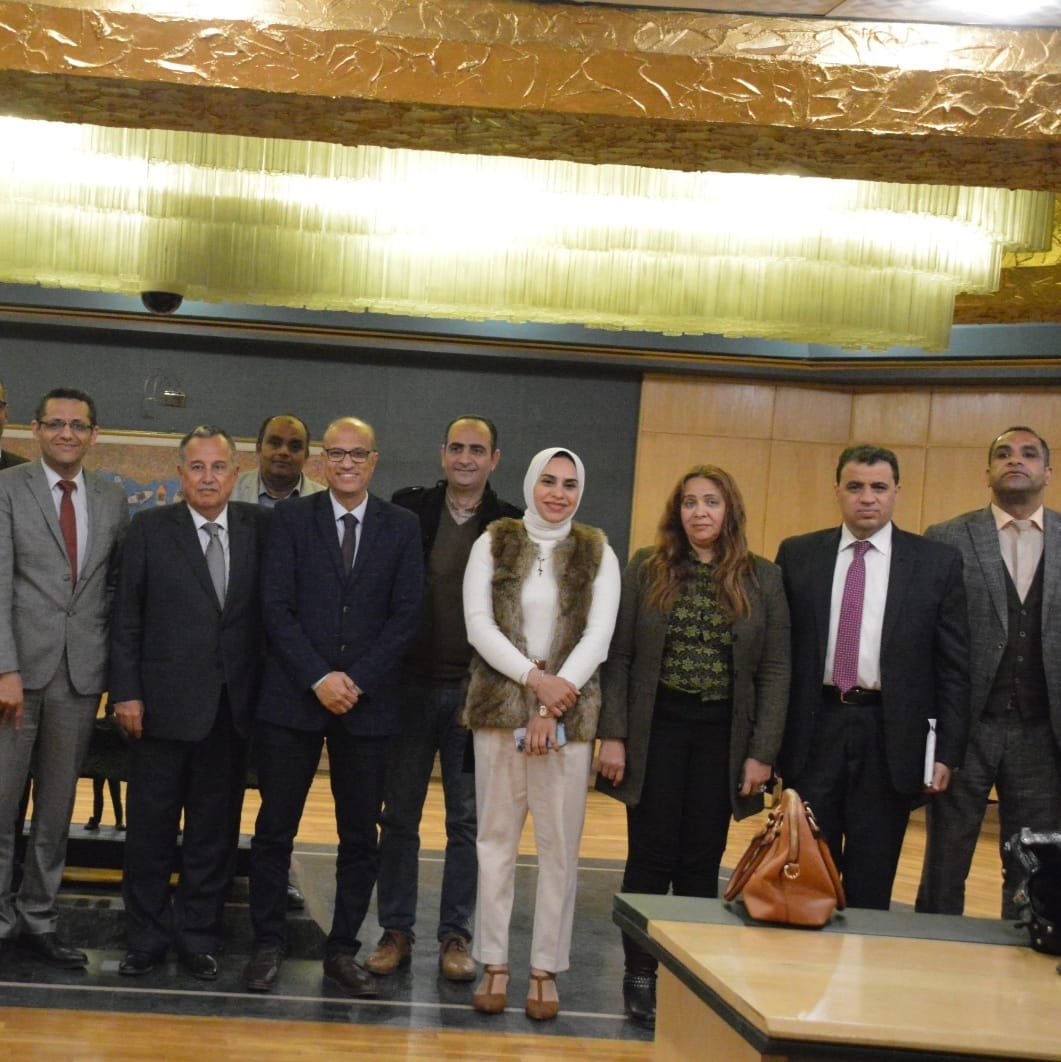 نبيل فهمى : على العرب تقديم ٢٢ إقتراح لملء الفراغ بالشرق الأوسط   