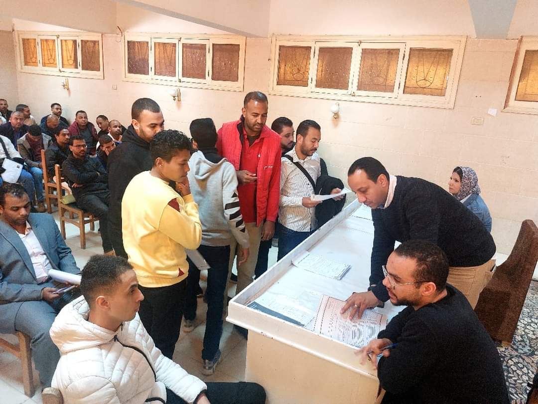 وكيل الشباب والرياضة بالبحر الأحمر يُتابع مبادرة «توظيف مصر» بمركز شباب الميناء بالغردقة |