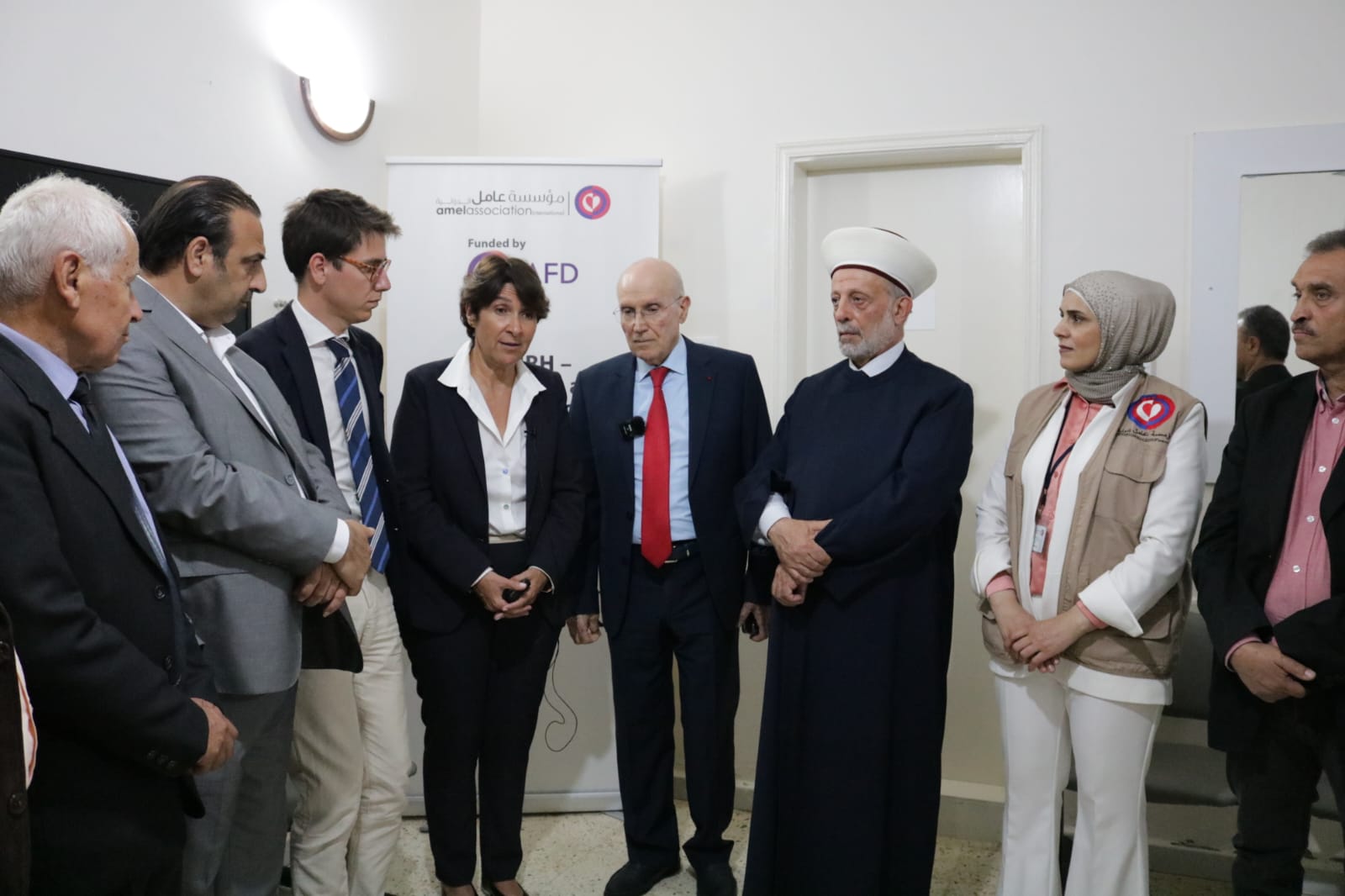 سفيرة فرنسا في لبنان تتفقد مركز العرقوب الصحي التنموي