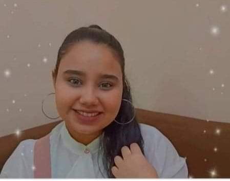 روان أشرف عبد الحليم تحصد المركز الثالث في إعدادية السويس