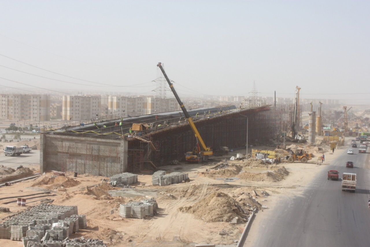 رئيس جهاز 6 أكتوبر: حملات يومية للقضاء على الظواهر العشوائية وحظر سير "التوك توك" فى والطرق الرئيسية