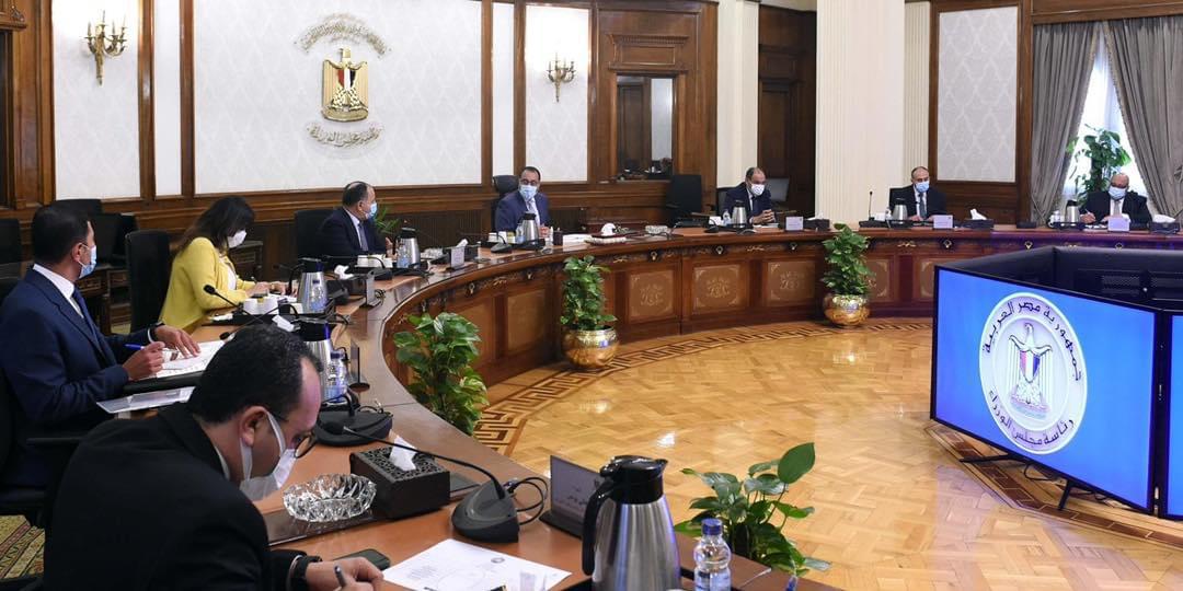 رئيس الوزراء يبحث آليات تحفيز المشروعات الصناعية المحددة