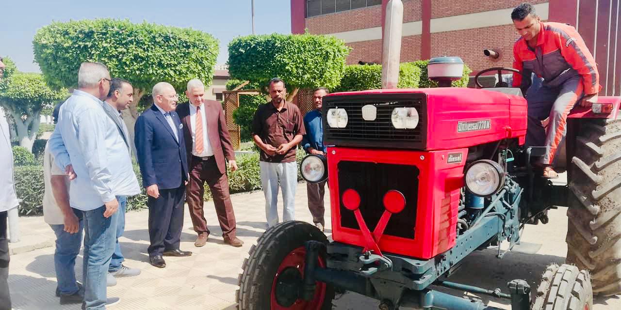 بالصور: إعادة تأهيل جرار روماني بعد تكهينه بورش شركة مياه القليوبية