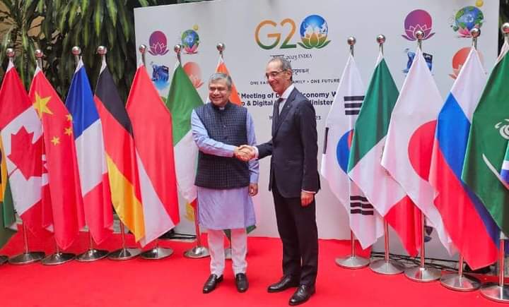 الدكتور/ عمرو طلعت وزير الاتصالات وتكنولوجيا المعلومات يشارك فى جلسات الاجتماع الوزارى المعنى بالاقتصاد الرقمى ضمن أعمال مجموعة العشرين G20 بالهند