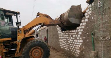 الشرطة تواصل تأمين تنقيذ قرارات إزالة التعديات على أراضى الدولة بجميع المحافظات