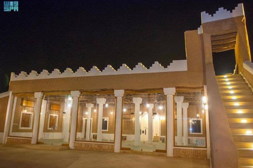مشروع الأمير محمد بن سلمان لتطوير المساجد التاريخية يجدد مسجد الرميلة على الطراز النجدي