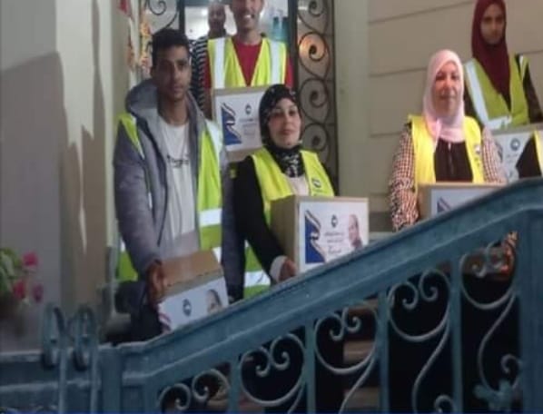 «مستقبل وطن» يواصل توزيع مواد غذائية على الأسر الأكثر احتياجا في المحافظات بمناسبة شهر رمضان