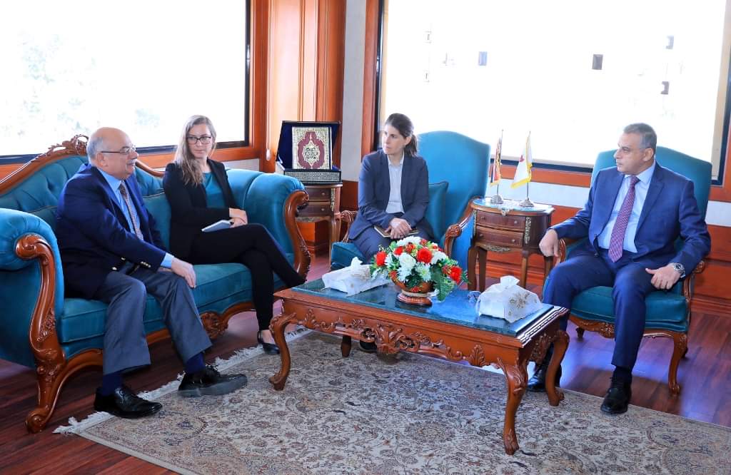 محافظ سوهاج يستقبل وفد الوكالة الأمريكية للتنمية الدولية