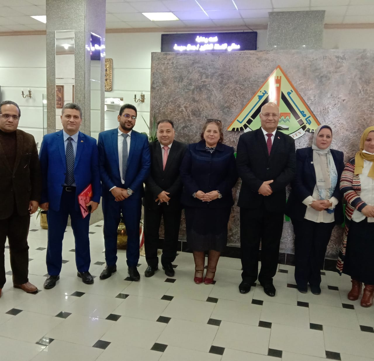 رئيس جامعة بنها يشهد ختام فعاليات برنامج " القيادة والتأثير" لتأهيل القيادات