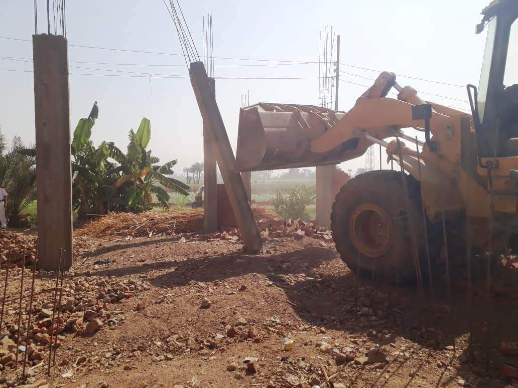 إزالة 20 حالة تعدى على الأراضي الزراعية والبناء المخالف بسوهاح 