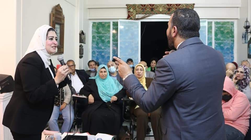 بالصور: صالون سلوى علوان يفتتح موسمه الثقافي بالإشارات الإلهية