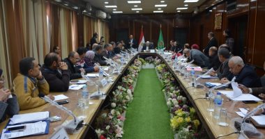 محافظ الدقهلية يحيل 70 مسئولا للتحقيق لتقاعسهم عن العمل فى إزالة التعديات