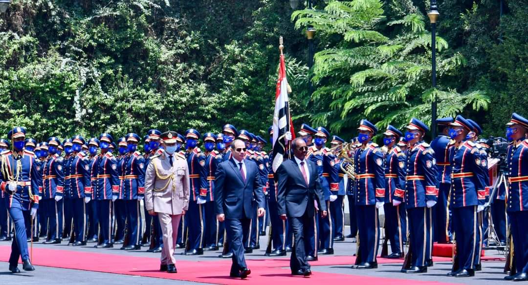 السيسي يستقبل رئيس جمهورية الصومال