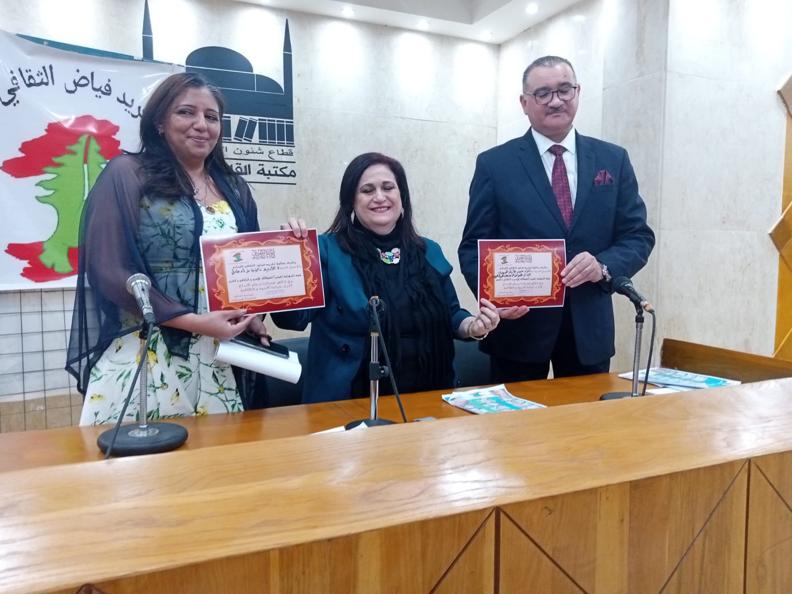 الشاعرة اللبنانية تغريد الفياض تواصل دعمها للعلاقات العربية العربية ولم شمل الأشقاء العرب بالقوة الناعمه