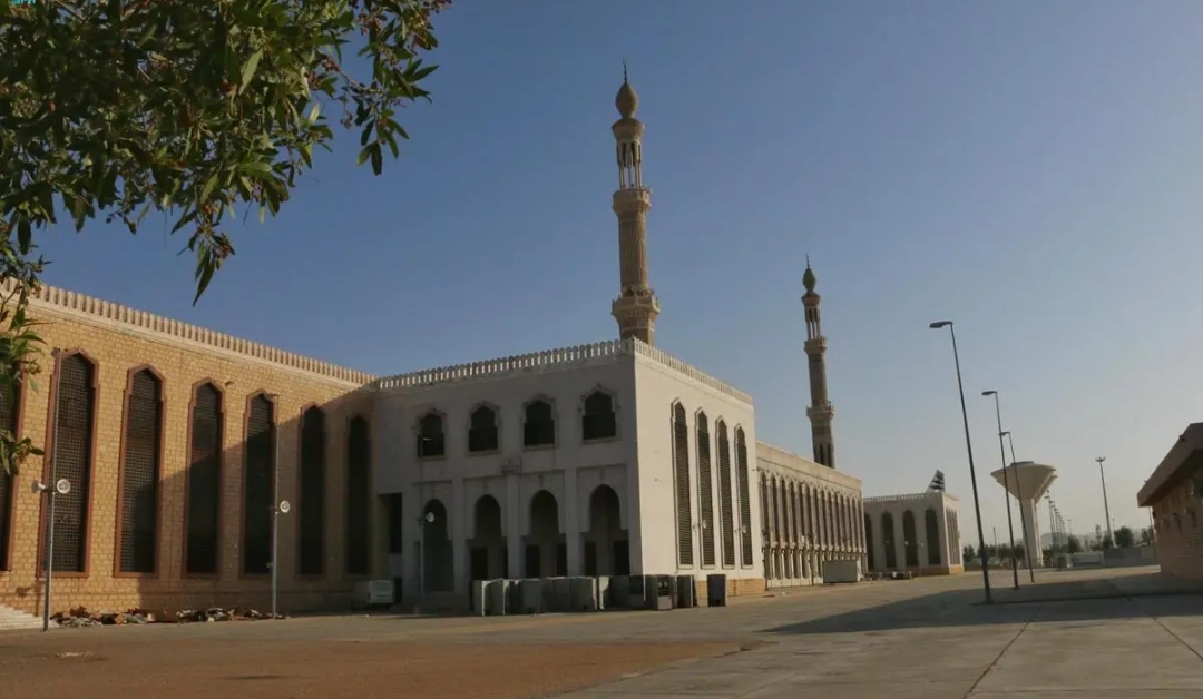 مسجد نمرة بعرفات.. ثاني أكبر مسجد مساحةً بمكة المكرمة بعد المسجد الحرام