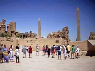 نقيب المرشدين السياحيين بالبحر الأحمر يطالب بتعديل المادة 9 من اللائحة التنفيذيية لمهنة الإرشاد السياحى