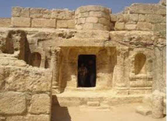 بالصور: أهل الكهف في الأردن وأسرار اكتشاف النائمون السبعة