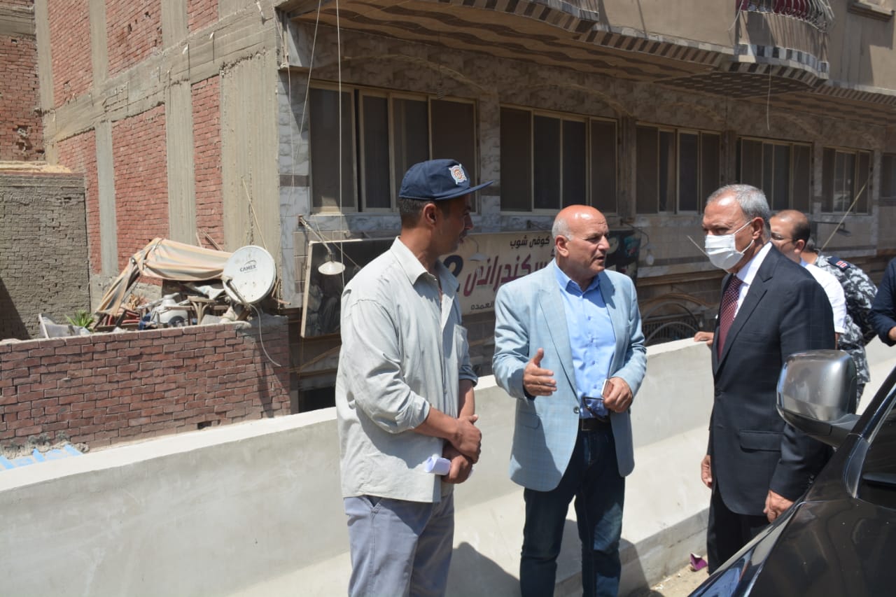 محافظ القليوبية يتفقد أعمال إزالة المباني المتعارضة مع المشروع القومي لتوسعة الطريق الدائري بنطاق مدينتي الخانكة والخصوص