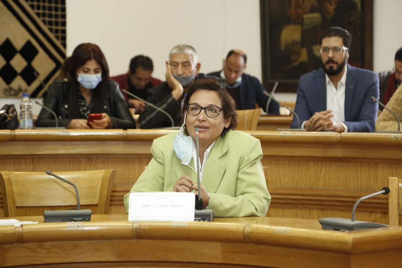 مائدة مستديرة بمهرجان القاهرة الدولي للمسرح التجريبي لطرح تساءل : هل تشجع المناهج الدراسية فى الاكاديميات والأقسام المتخصصة علي التجريب؟  