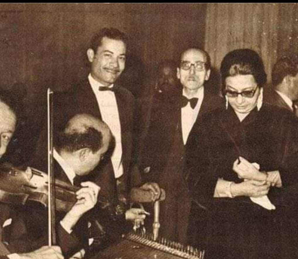 لماذا رفضت أم كلثوم إقراض 5 جنيهات لأحد أعضاء فرقتها الموسيقية