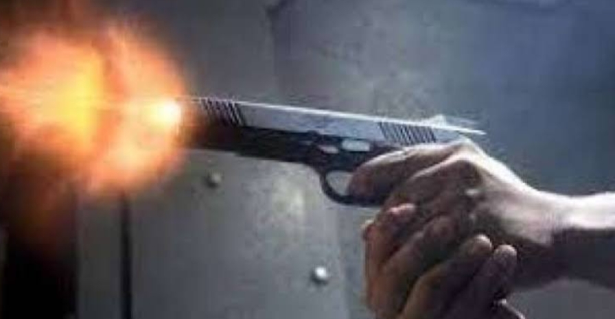 بسبب خلافات الجوار..إصابة مزارع بطلق ناري بمركز طما 