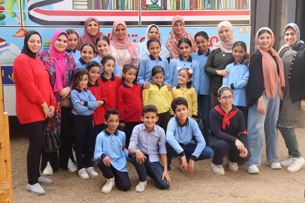 ضمن حملة إقرأ...زيارة مدرسه شبراخيت وتنفيذ 5 ورش عمل استفاد منها 53 طالب و طالبة 