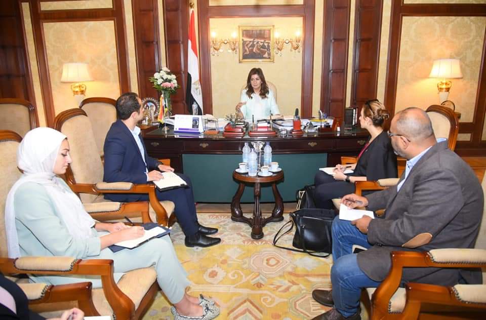 وزيرة الهجرة تعقد اجتماعًا تشاوريًا مع ممثلي مؤسسة حياة كريمة لبحث مشاركة المصريين بكندا في حملة دعم المشروع القومي "حياة كريمة" والترويج له