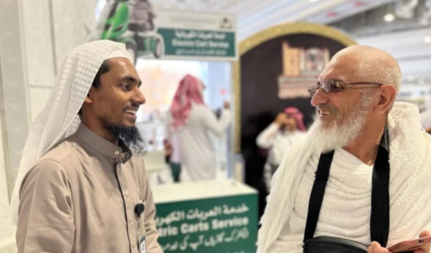 "رئاسة الحرمين" تستقبل قاصدي بيت الله الحرام بأكثر من ٥٠ لغة عالمية