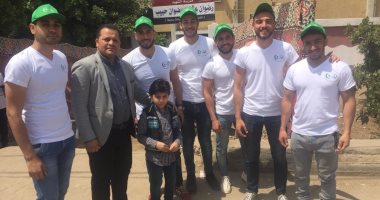 ياسر الهضيبي يوجه شباب "الوفد" بالقليوبية لخدمة المشاركين فى الاستفتاء