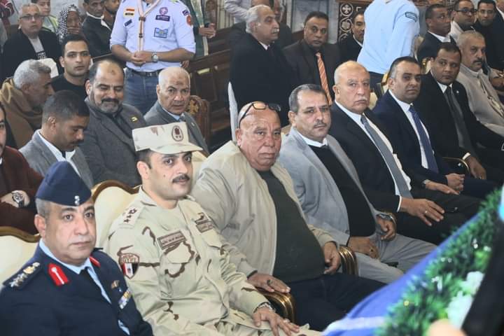 وفد حزب مستقبل وطن يقدم التهنئة للإخوة الاقباط بعيد الميلاد المجيد بحضور السيد المحافظ