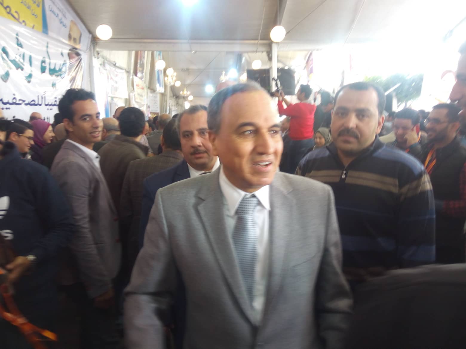 بالصور.. وصول عبدالمحسن سلامة للتسجيل في عمومية انتخابات نقابة الصحفيين