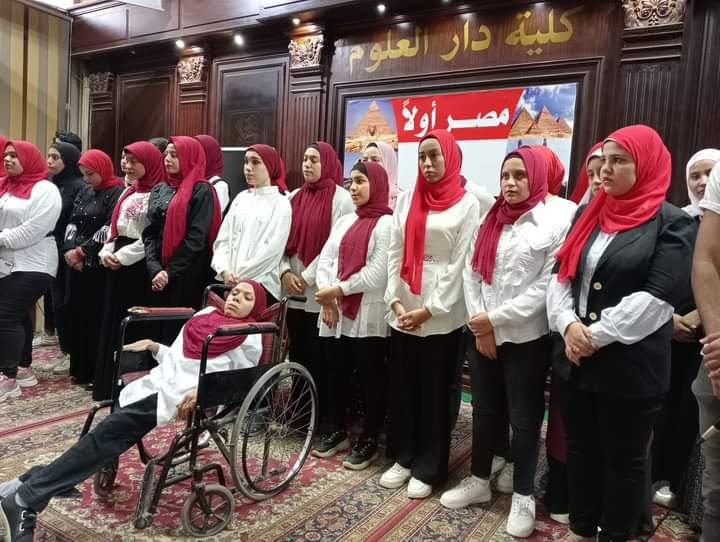 دار العلوم القاهرة" تحتفل بطلابها الجدد