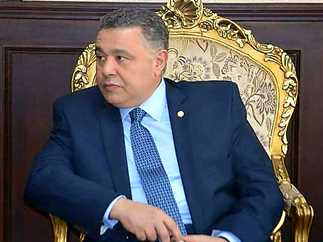 إيقاف التعاملات على الأراضي السابق تخصيصها وعليها مديونيات سابقة بـ البحر الأحمر