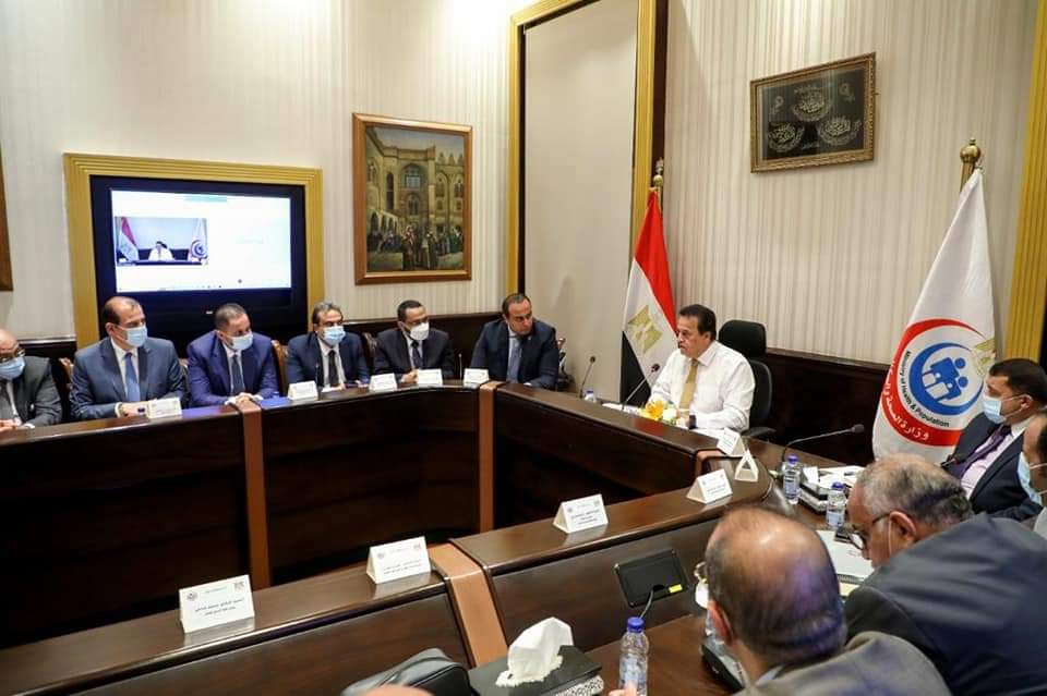 د.خالد عبد الغفار يوجه الشكر والتقدير للقيادة السياسية على ثقتها بتكليفه بحقيبة الصحة والسكان ويؤكد: "الرئيس السيسي يقدم دعمًا غير محدود للارتقاء بالمنظومة الصحية