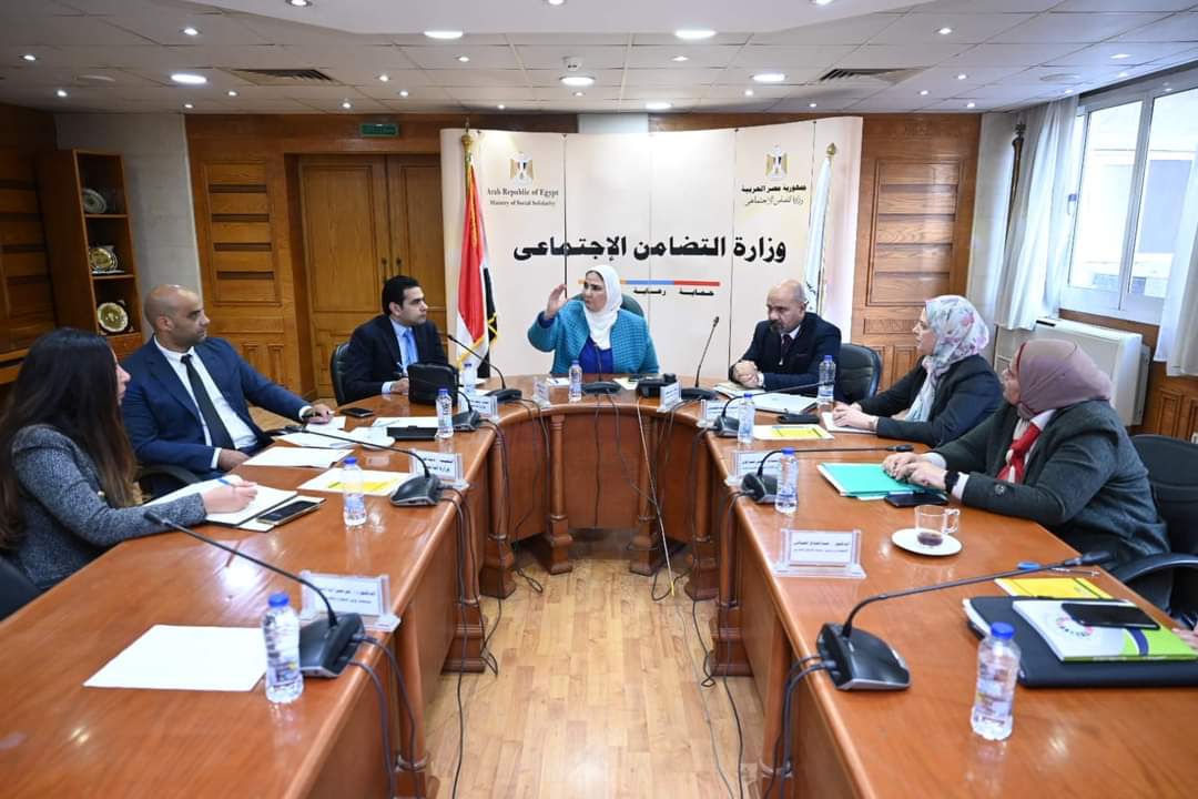 وزيرة التضامن الاجتماعي تترأس الاجتماع الأول للجنة دعم العلاقة بين الدولة والطبقة المتوسطة   