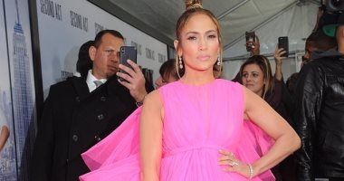 صور.. جينيفر لوبيز تخطف الأنظار بالعرض الخاص لفيلمها Second Act