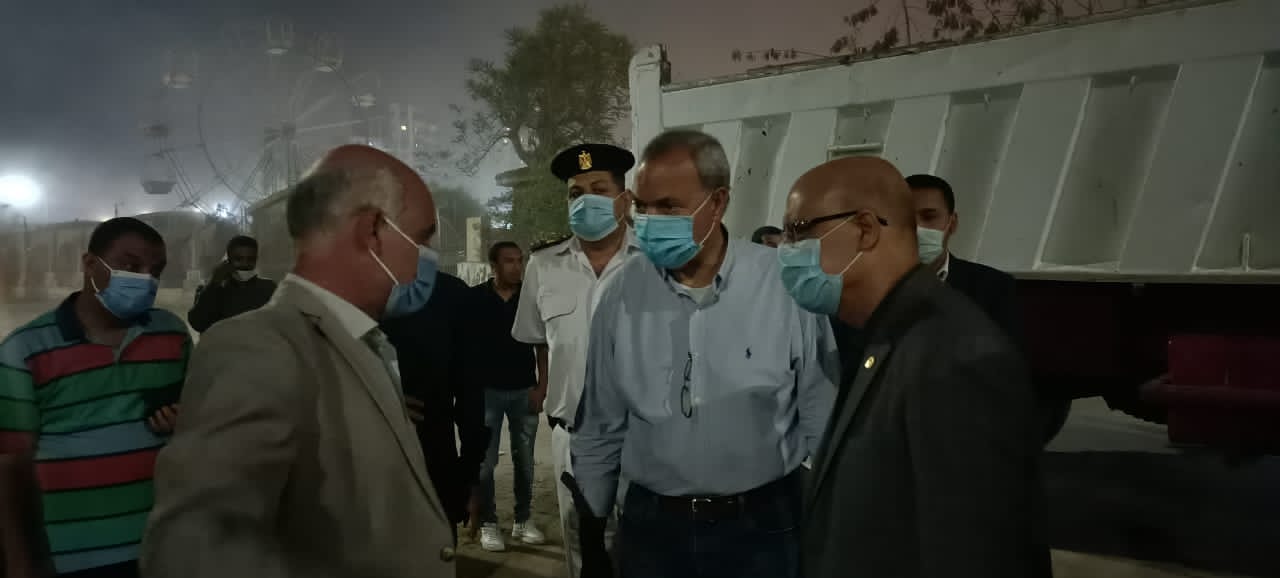 الهجان يتابع رفع أكثر من 10 آلاف طن قمامة بحي شبرا الخيمة