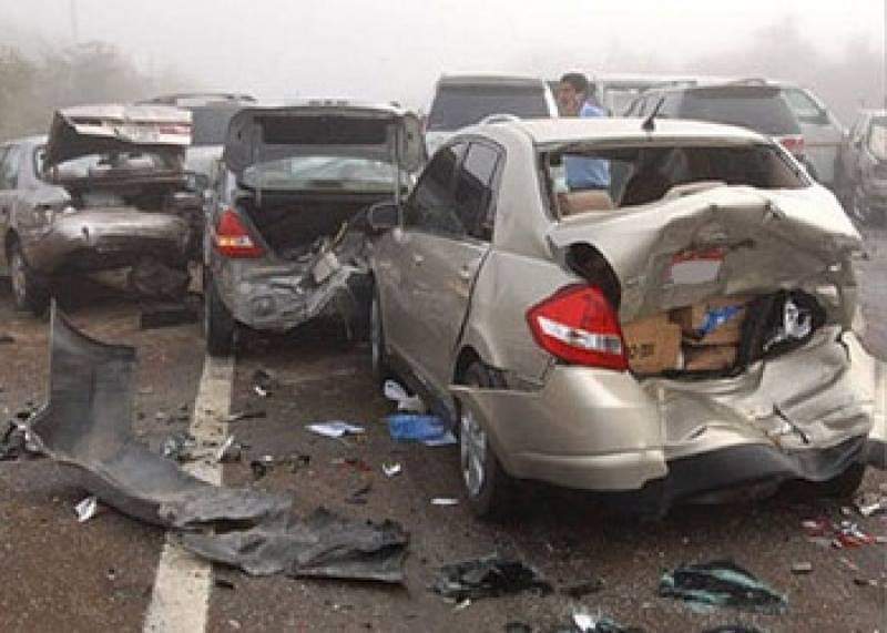 مصرع شخص وإصابة 4 آخرين فى انقلاب سيارة ملاكى على طريق سوهاج / البحر الأحمر